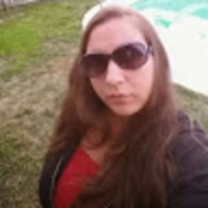 Meet your Posher, Lydia